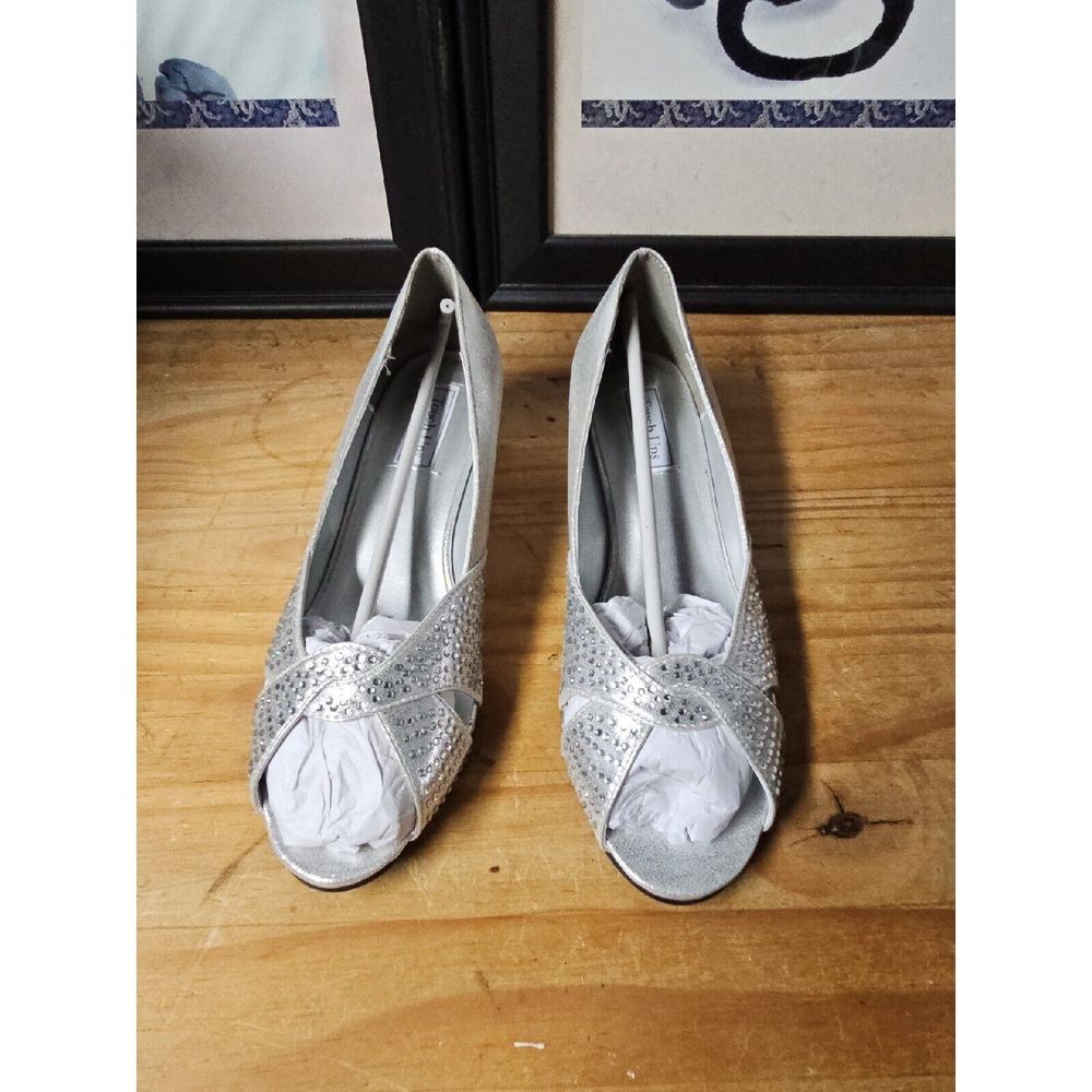 Touch Ups Women's Alice Wedge Pump, Silver,‎ 12 M US